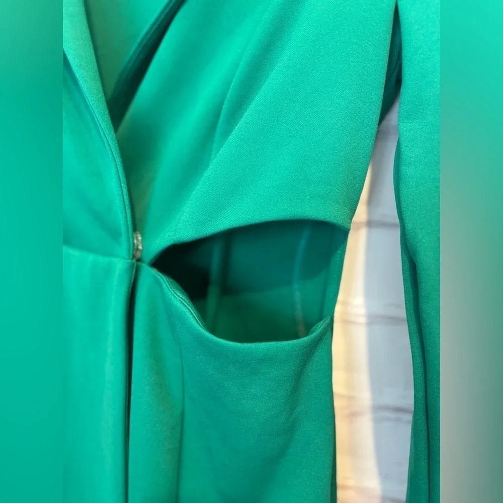 Flounce Club Green Waist Cutout Dress size 8 - Picture 3 of 6